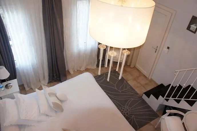 Bed & Breakfast Guesthouse Le Mas De Cotignac France